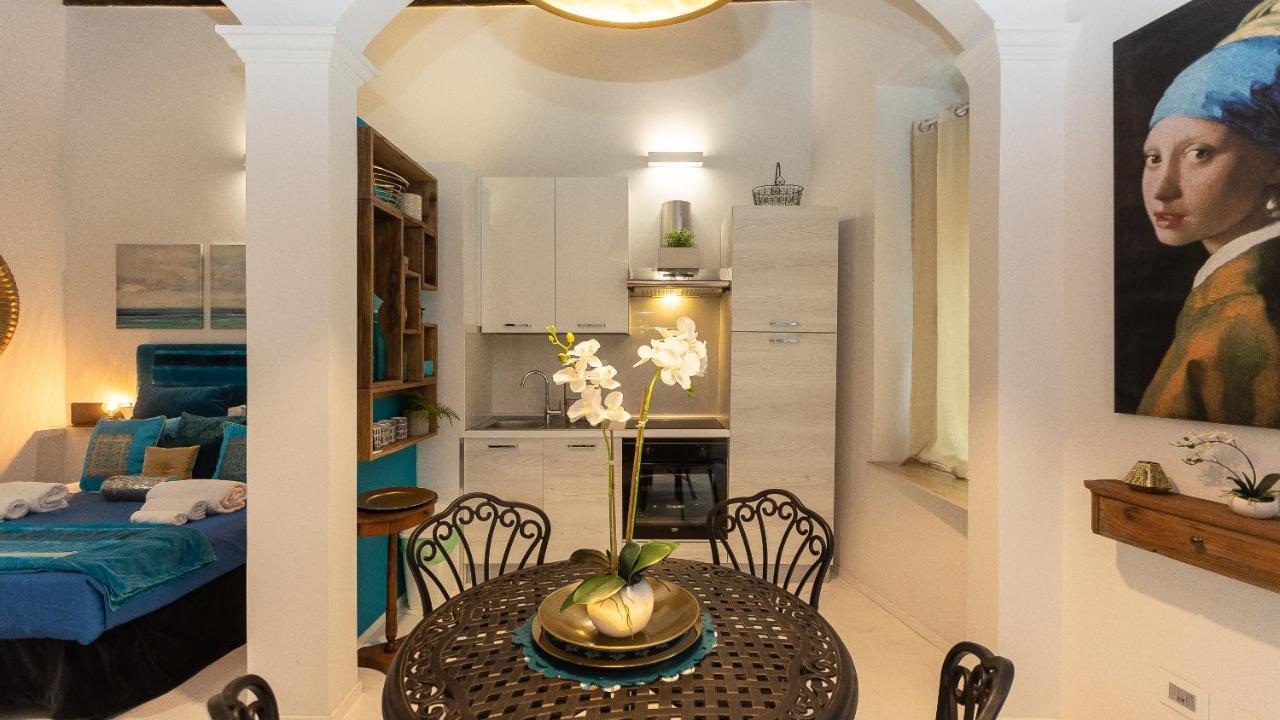 Giulia Apartment-rental In Apartment *